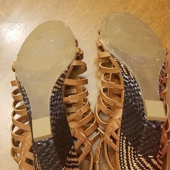 Guess wedge sandals - Picture 8 of 10